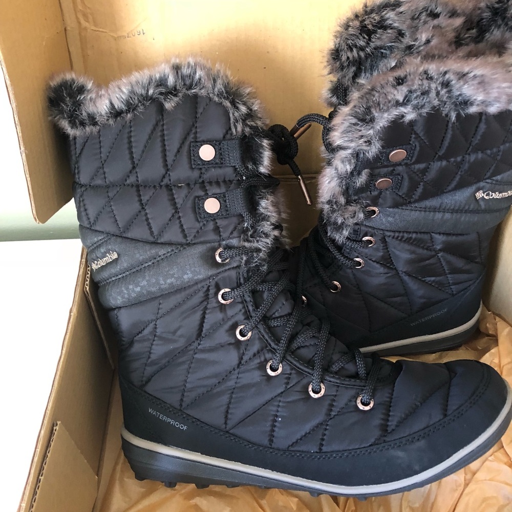 Omni Heat Columbia Boots w/ faux fur accent